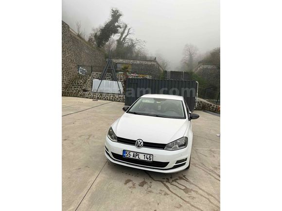 Sahibinden Volkswagen Golf 1.6 TDi BlueMotion Comfortline 2015 Model  150.800 km Beyaz