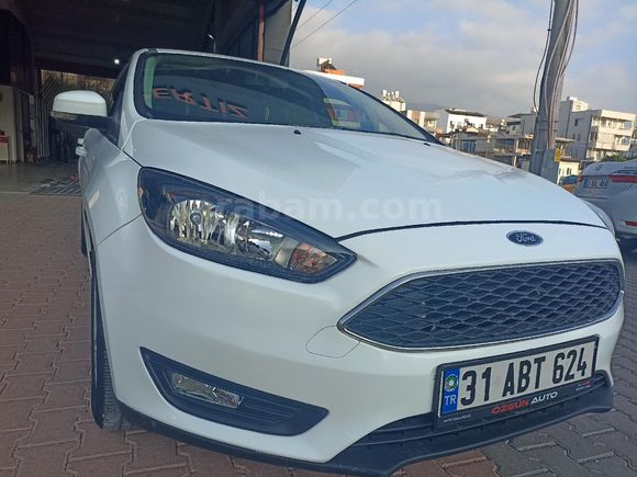 Sahibinden Ford Focus 1.6 TDCi Trend X 2015 Model Hatay