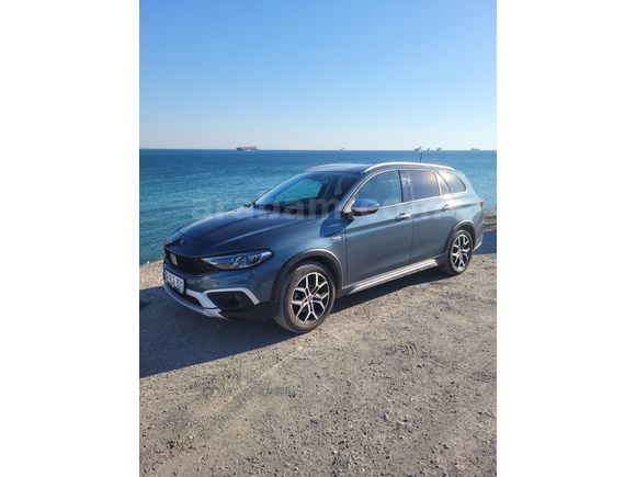 Sahibinden Fiat Egea Cross 1.5 T4 lounge  plus 2022 Model  75.000 km Mav son fiyat düştü favoriler