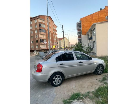 Sahibinden Hyundai Accent Era 1.4 Team 2010 Model