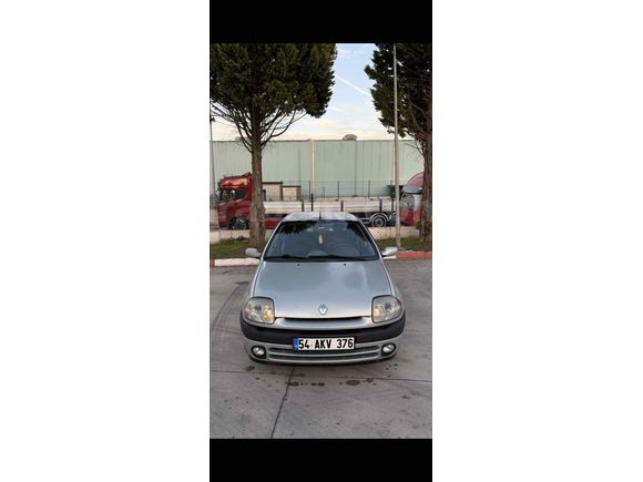 Sahibinden Renault Clio 1.4 RXT 2001 Model 