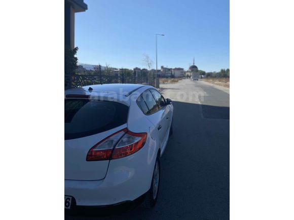Sahibinden Renault Megane 1.5 dCi Dynamique 2012 Model 