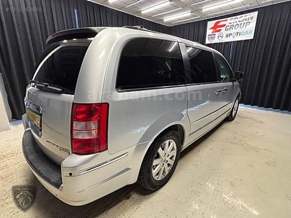 ERCAN YETKİLİ BAYİ 299.900 KM OTOMATİK GRAND VOYAGER LTD