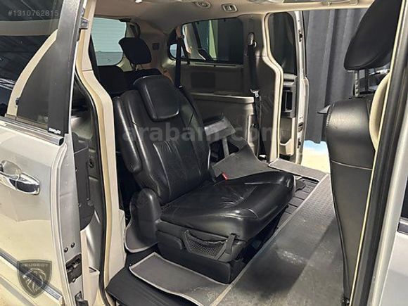 ERCAN YETKİLİ BAYİ 299.900 KM OTOMATİK GRAND VOYAGER LTD