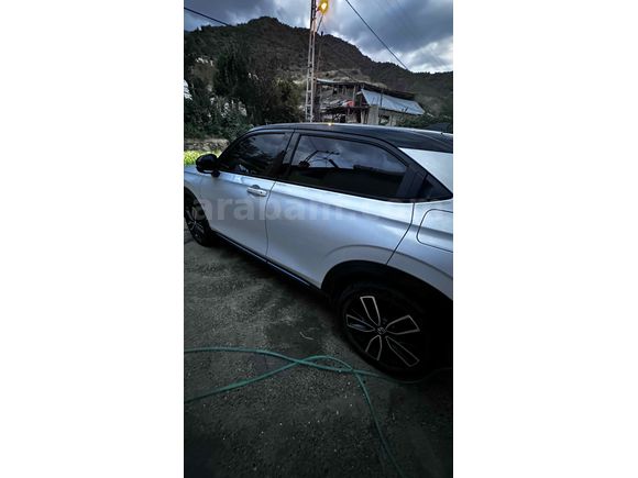 Sahibinden Honda HR-V 1.5 e-HEV Style 2024 Model 