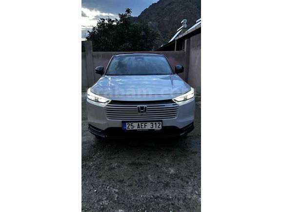 Sahibinden Honda HR-V 1.5 e-HEV Style 2024 Model 