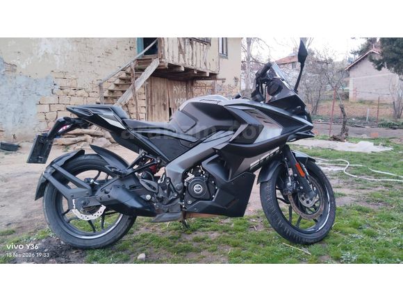Sahibinden Bajaj Pulsar 200 RS