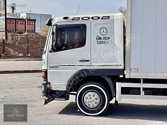 2002 ATEGO 15.17 ORJ 704.BİN KM'DE KAPALI KASA 6 TKR