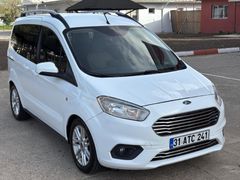 Galeriden Ford Tourneo Courier 1.5 TDCi Titanium 2020 Model Osmaniye