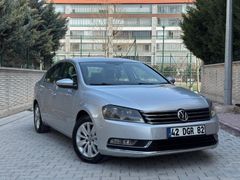Sahibinden Volkswagen Passat 1.6 TDi BlueMotion Comfortline 2011 Model  235.000 km Gri (Gümüş)