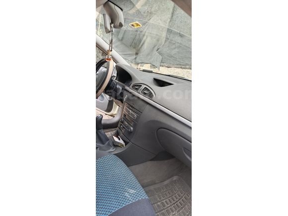 Sahibinden Renault Laguna 1.6 Expression 2008 Model İstanbul 91.000 km Yeşil