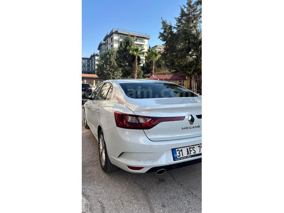 Galeriden Renault Megane 1.3 TCe Icon 2020 Model Osmaniye