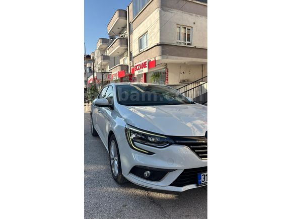 Galeriden Renault Megane 1.3 TCe Icon 2020 Model Osmaniye