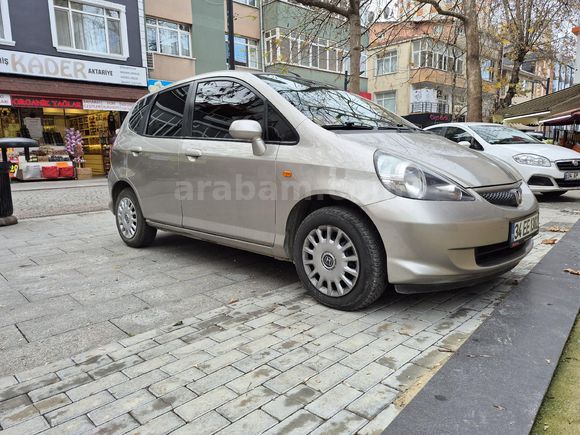 Sahibinden Honda Jazz 1.4 LS 2006 Model