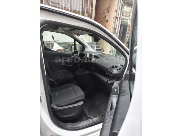 Sahibinden Fiat Doblo Cargo 1.5 BlueHDi Maxi 2024 Model