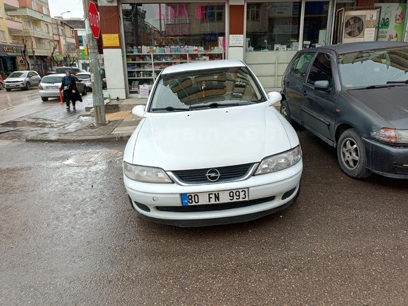 Sahibinden Opel Vectra 1.6 Comfort 2000 Model