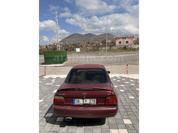 Sahibinden Ford Escort 1.6 CLX 1996 Model 