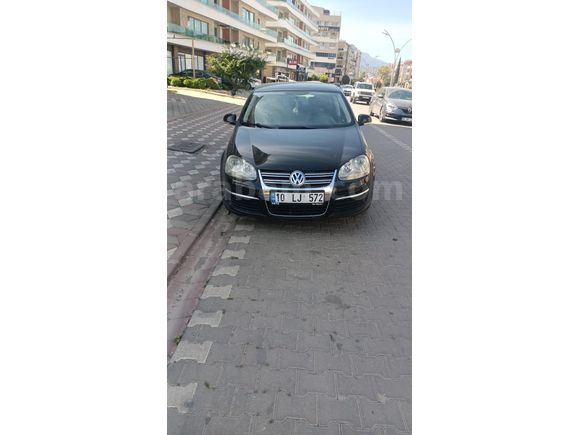 Galeriden Volkswagen Jetta 1.6 TDi Primeline 2010 Model Balıkesir