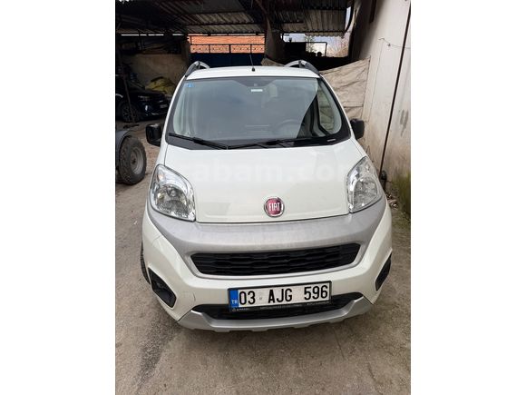 Otomobil Ruhsatlı Otomatik vites Fiat Fiorino 2017 Model