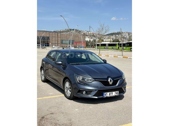 Sahibinden Renault Megane 1.5 dCi Touch 2017 Model 