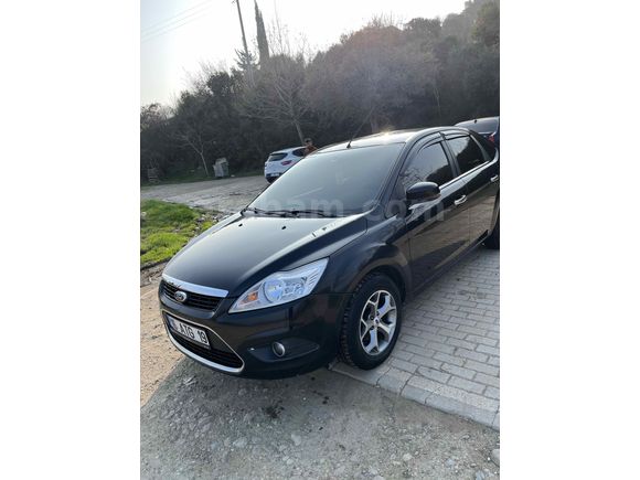 Sahibinden Ford Focus 1.6 Ti-VCT Comfort 2011 Model Bursa 204.000 km Siyah