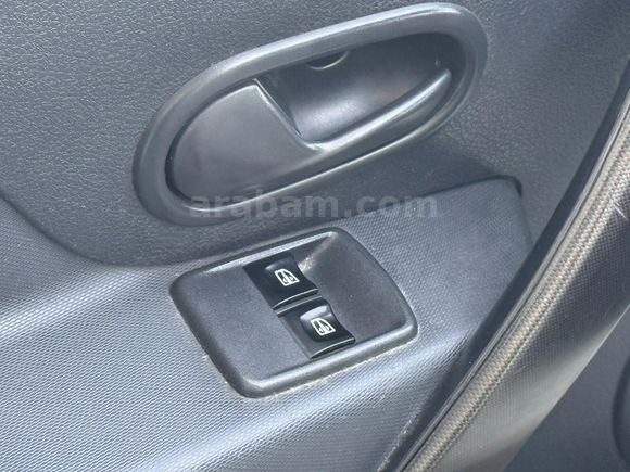 DEĞİŞENSİZ MAKYAJLI 2017 RENAULT SYMBOL 90HP OTOCAZİPTEN !!!