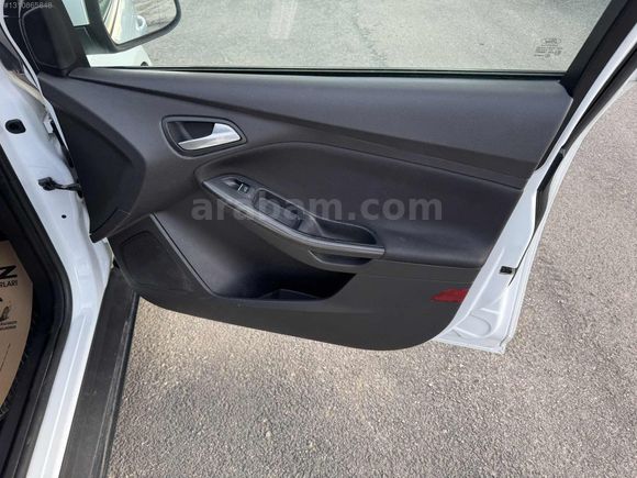 OĞUZ ' DEĞİŞENSİZ FORD FOCUS TREND X TRAMERSİZ KALEMM GİBİ