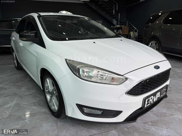 2018 ÇIKIŞLI HATASIZ DEĞİŞENSİZ FORD FOCUS 1.5TCDİ TREND X