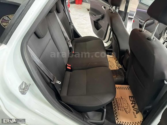2018 ÇIKIŞLI HATASIZ DEĞİŞENSİZ FORD FOCUS 1.5TCDİ TREND X