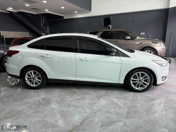 2018 ÇIKIŞLI HATASIZ DEĞİŞENSİZ FORD FOCUS 1.5TCDİ TREND X