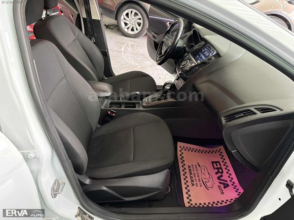 2018 ÇIKIŞLI HATASIZ DEĞİŞENSİZ FORD FOCUS 1.5TCDİ TREND X