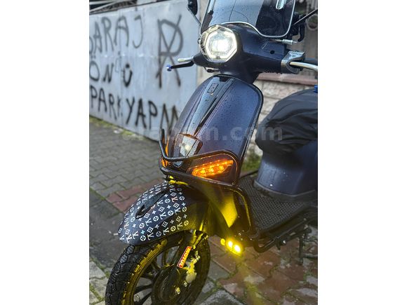 TERTEMİZ FULL+FULL 2700 KM DE  2025 SIFIR GİBİ
