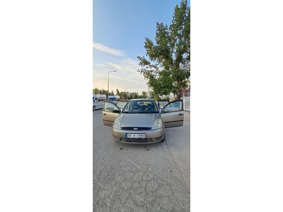 Sahibinden Ford Fiesta 1.4 TDCi Comfort 2004 Model