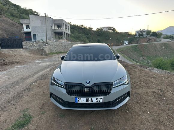 Sahibinden Skoda SuperB 1.5 TSI Sportline 2023 Model