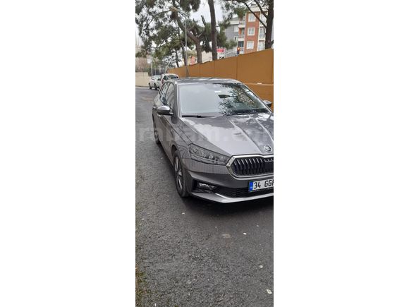 Sahibinden Skoda Fabia 1.0 TSI Premium 2023 Model  36.000 km Gri (titanyum)