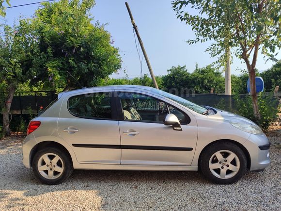 Sahibinden Peugeot 207 1.4 VTi Trendy 2009 Model