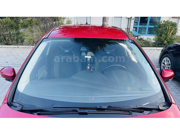 Sahibinden Ford Focus 1.6 TDCi Style 2011 Model  227.000 km Kırmızı