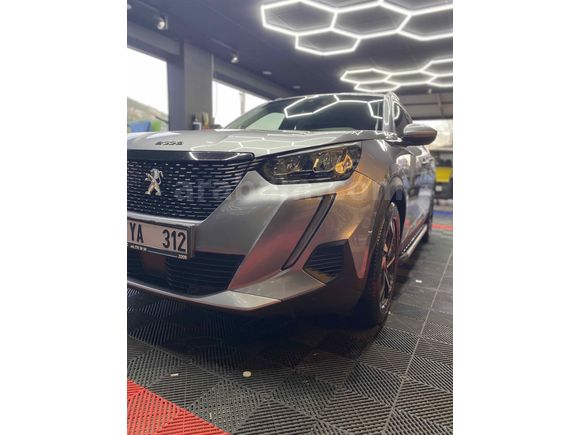 İlk Sahibinden Peugeot 2008 1.2 PureTech Allure Dynamic 2020 Model 