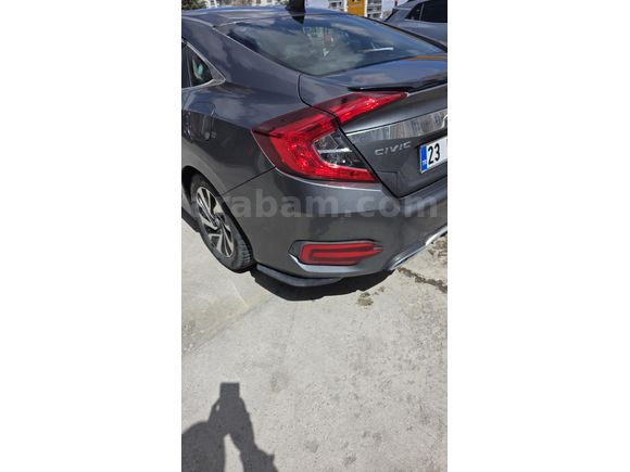 Sahibinden Honda Civic 1.6i VTEC Eco Executive 2017 Model