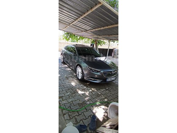 Sahibinden Opel Insignia 1.6 CDTI Excellence 2017 Model  93000 km Füme
