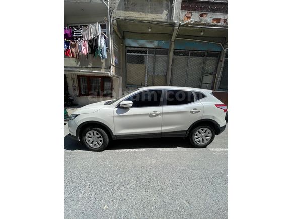 Sahibinden COK ACIL SATILIK Nissan  Qashqai 1.5 dCi Visia 2016 Model