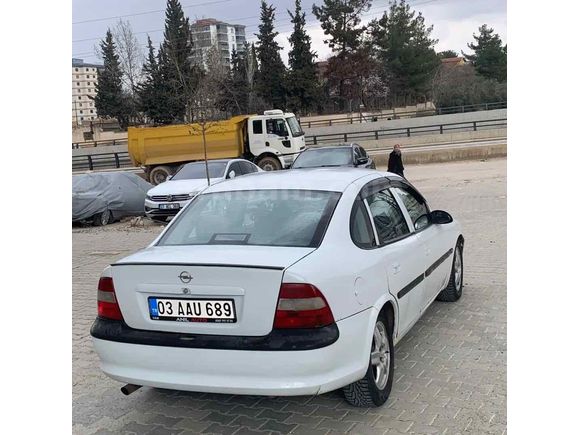 Sahibinden Opel Vectra 2.0 GLS 1998 Model 