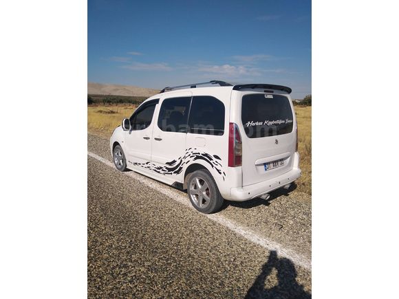 Sahibinden Citroen Berlingo 1.6 HDi Combi Silverline 2011 Model 