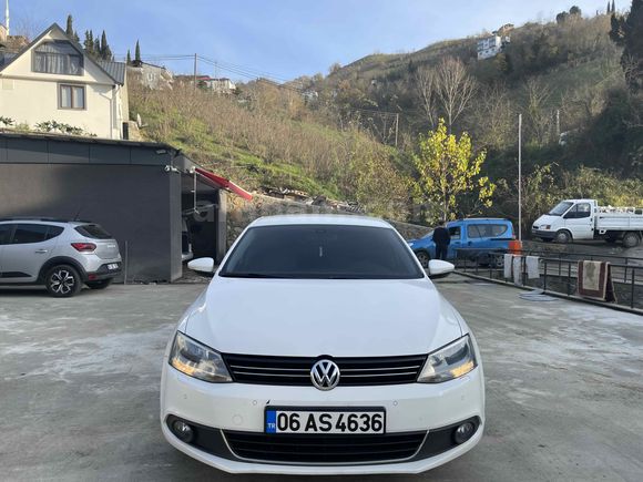 Sahibinden Volkswagen Jetta 1.2 TSi Highline 2013 Model 