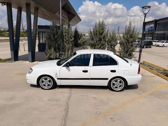 Sahibinden Hyundai Accent 1.3 Admire 2005 Model