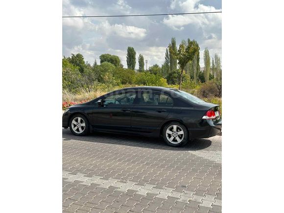Sahibinden Honda Civic 1.6i VTEC Premium 2009 Model 