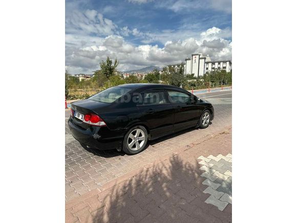 Sahibinden Honda Civic 1.6i VTEC Premium 2009 Model 