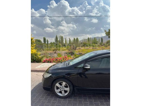 Sahibinden Honda Civic 1.6i VTEC Premium 2009 Model 