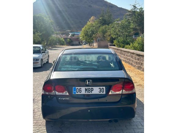 Sahibinden Honda Civic 1.6i VTEC Premium 2009 Model 