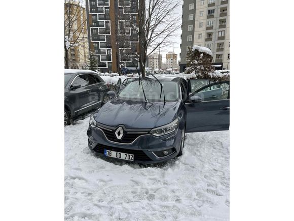 Sahibinden Renault Megane 1.5 dCi Touch 2017 Model 